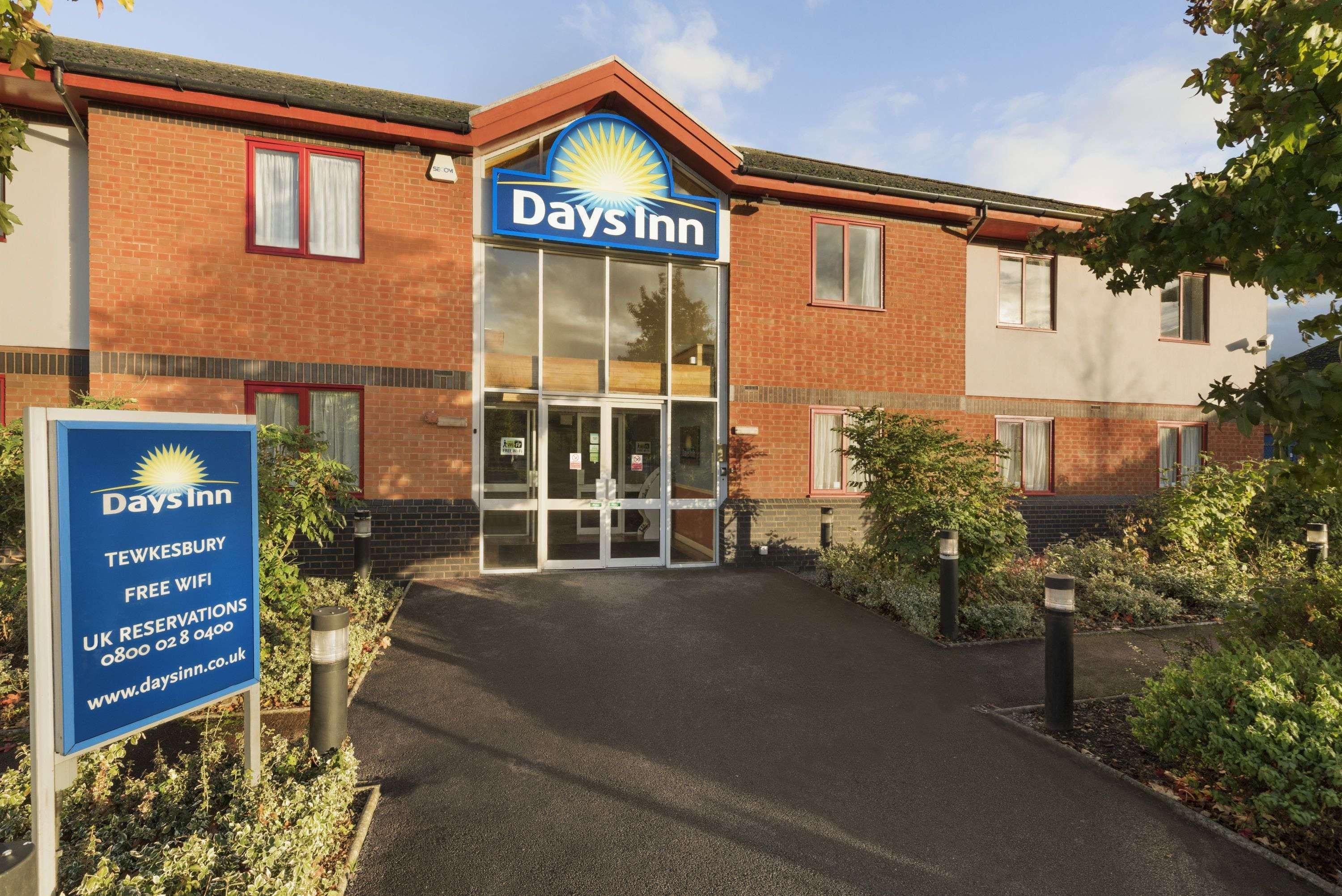 Days Inn Tewkesbury Strensham Exterior photo