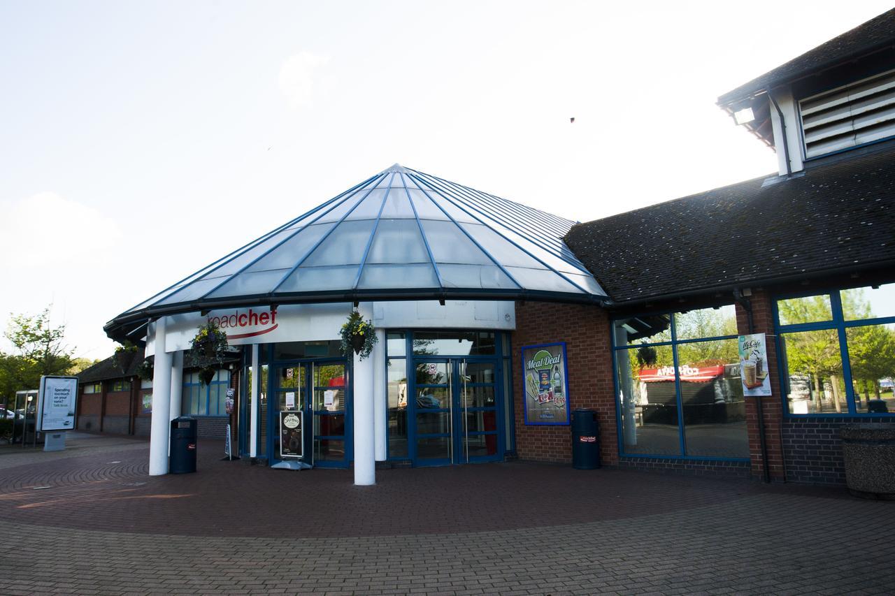 Days Inn Tewkesbury Strensham Exterior photo